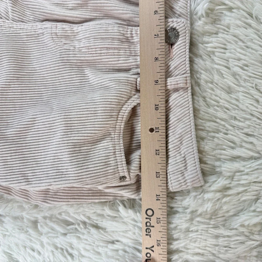 BDG Urban Outfitters Mom High Rise Corduroy Pants Light‎ Pink Size 26 Retro Chic - Picture 10 of 15